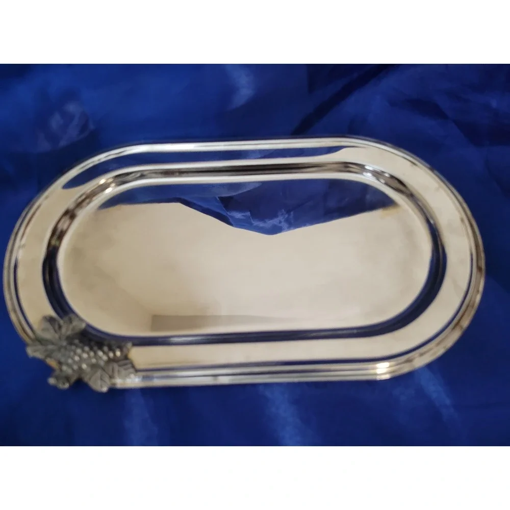 Silverplated Metal Candlestick Holders Grape Leaf Oval Tray Studio Silversmiths